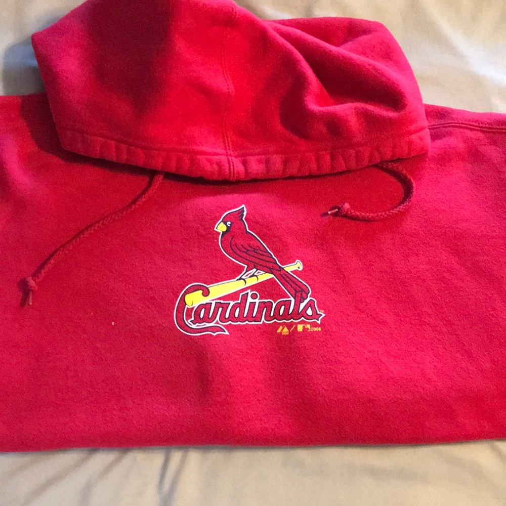 Youth XL St. Louis Cardinals sweatshirt.